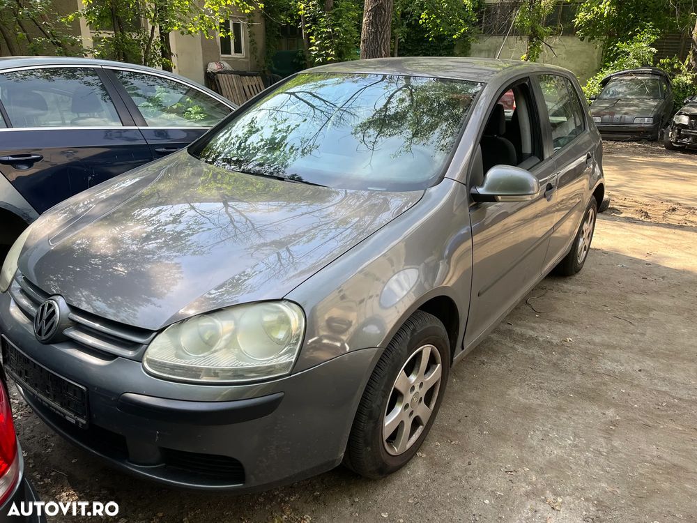 Dezmembrez VW Volkswagen Golf 5 1,4 benzina BCA gri verzui LA7T - 1