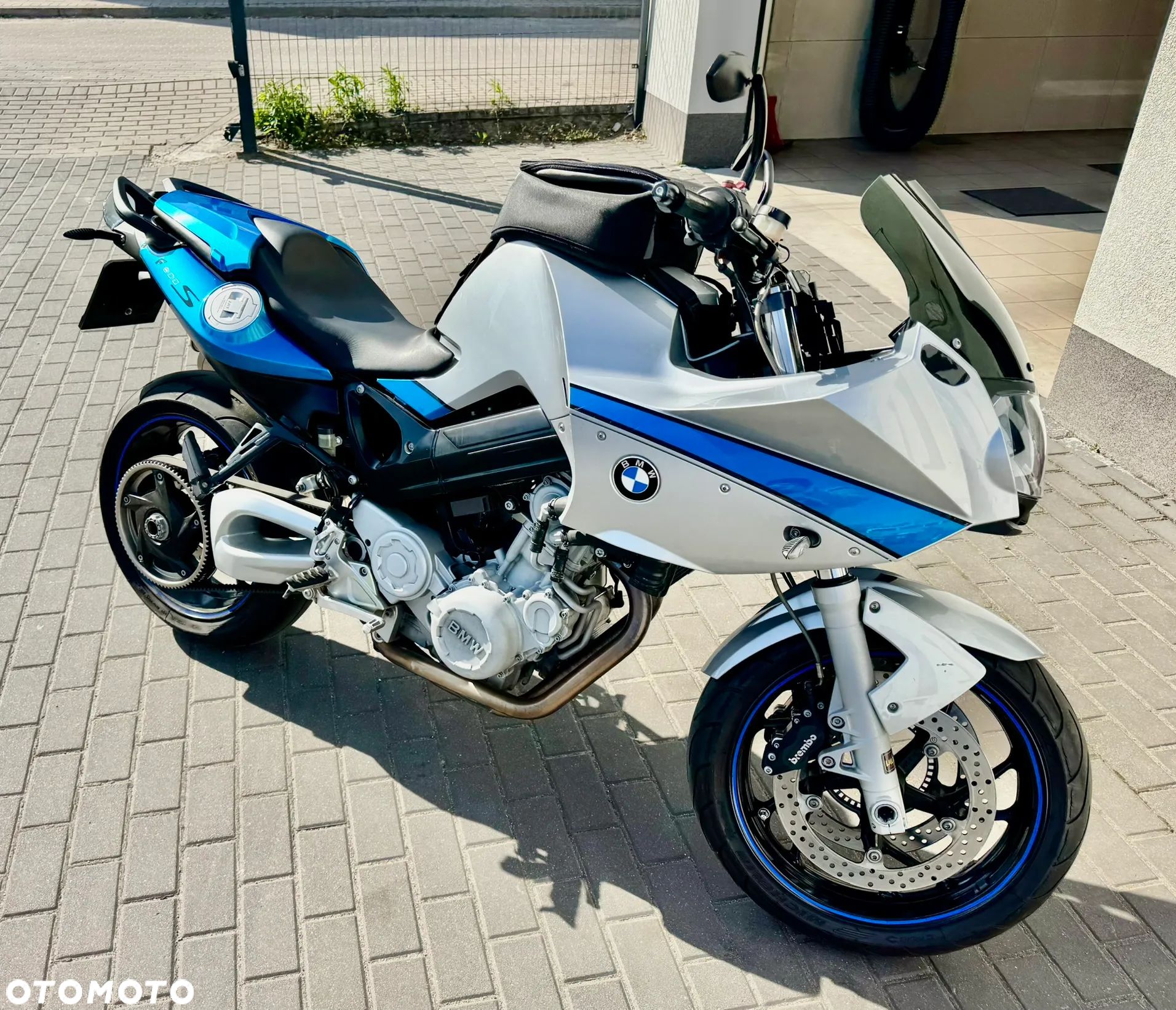 BMW F - 1