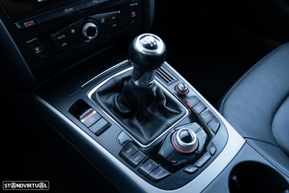 Audi A4 Avant 2.0 TDi - 17
