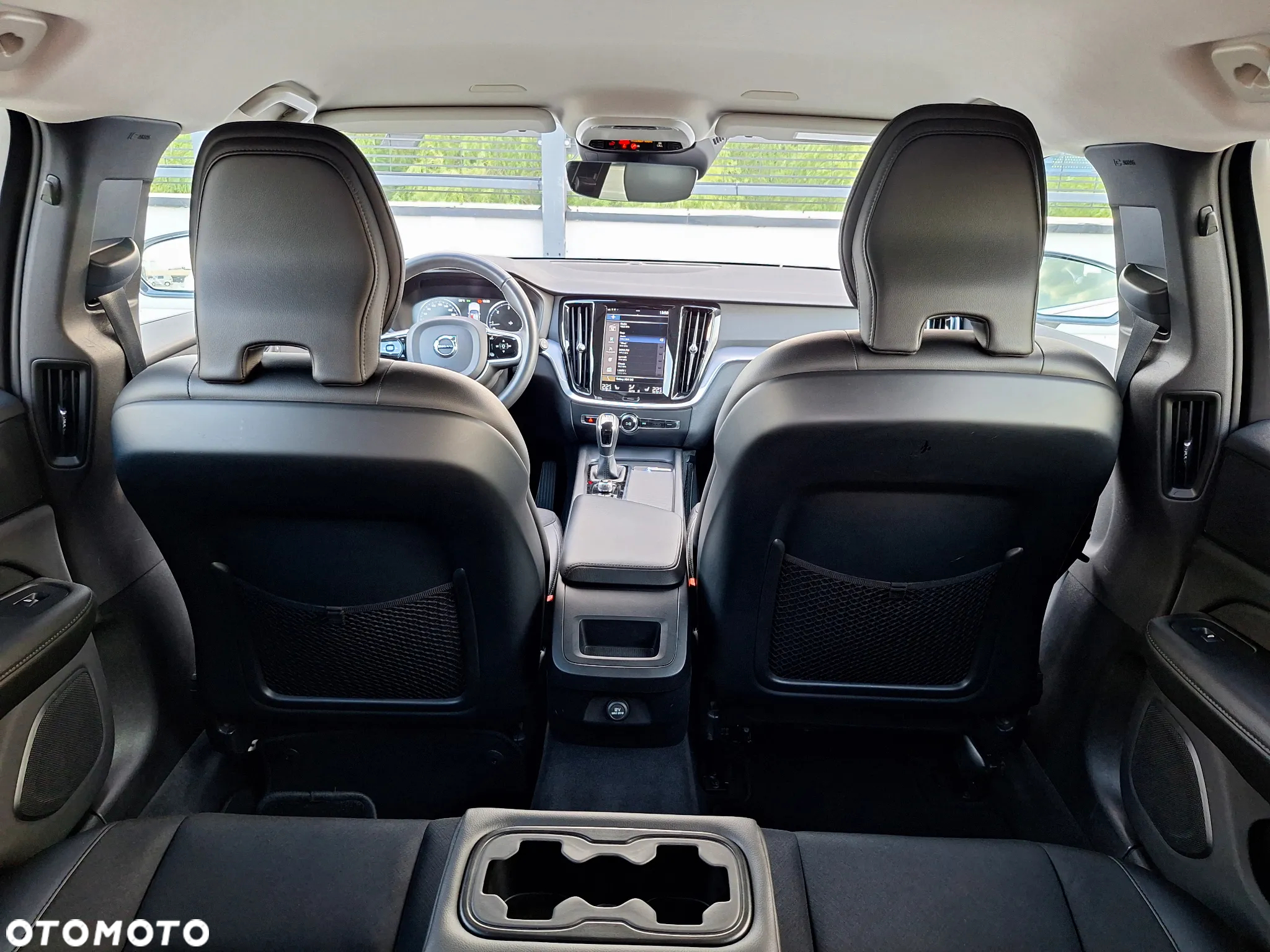 Volvo V60 D4 Momentum Pro - 16