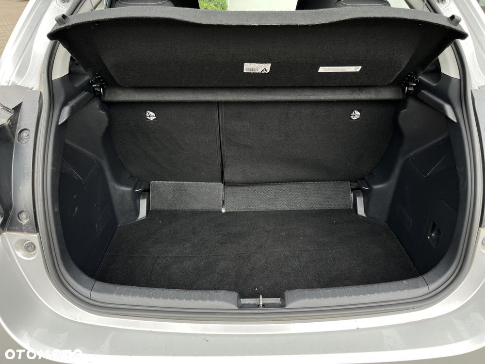 Toyota Yaris - 17