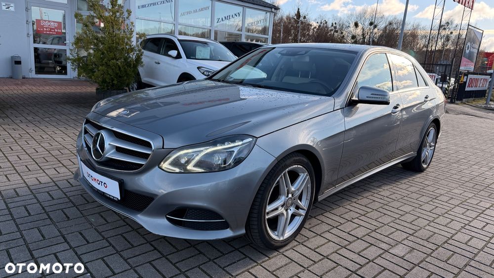 Mercedes-Benz Klasa E 220 CDI DPF BlueEFFICIENCY 7G-TRONIC Avantgarde - 1