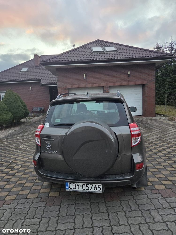 Toyota RAV4 2.2 D-4D 4x2 Life - 3