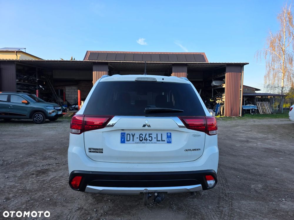 Mitsubishi Outlander 2.2 DI-D 4WD Intense - 5