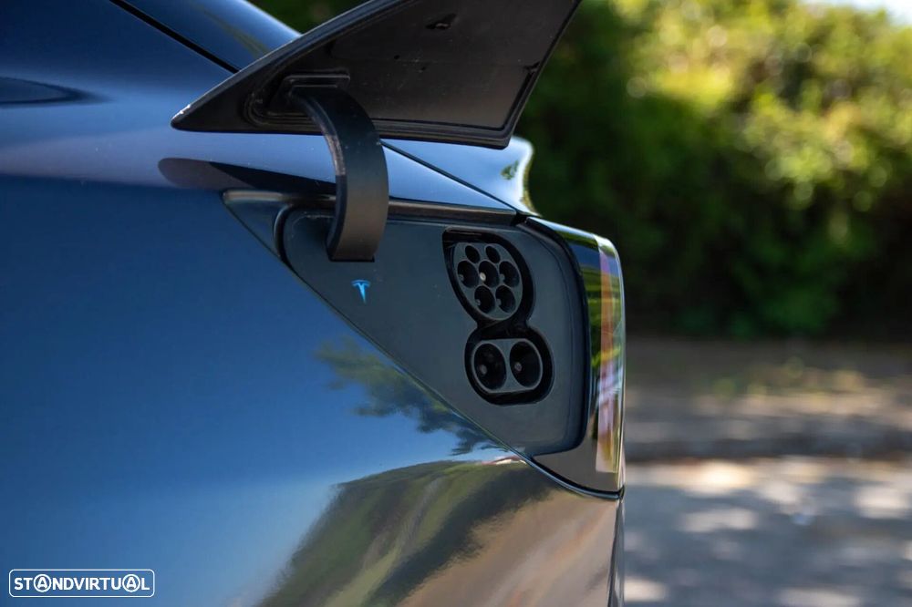 Tesla Model 3 Standard Range Plus RWD - 18