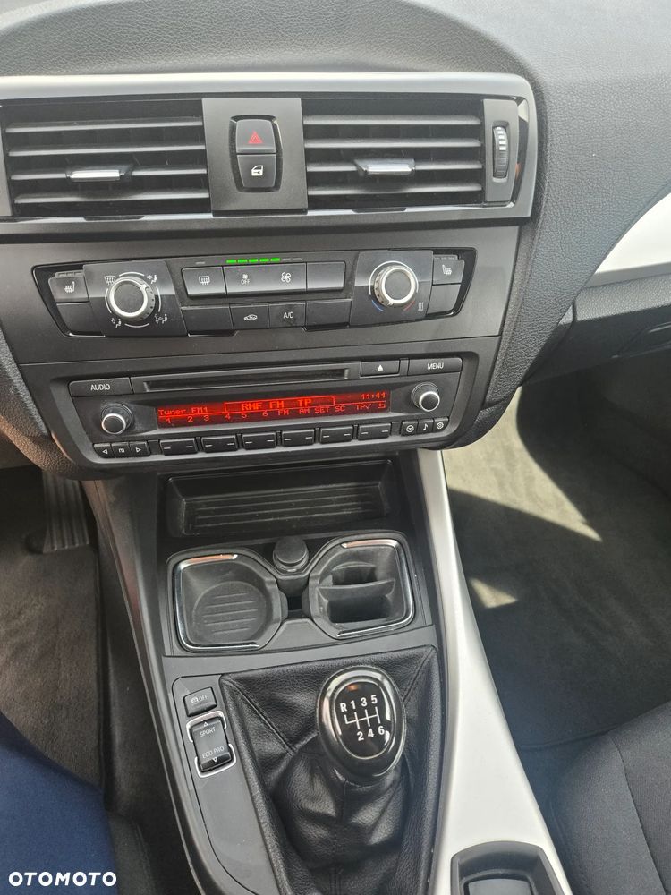 BMW Seria 1 118i - 15