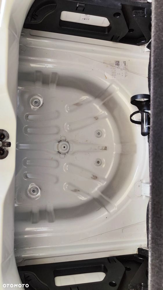 Volkswagen up! 1.0 move - 14