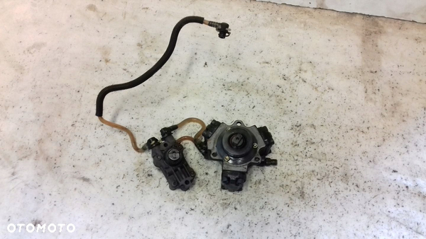 POMPA WTRYSKOWA A6110700501 MERCEDES VANEO W414 A KLASA W 168 1.7CDI 01-