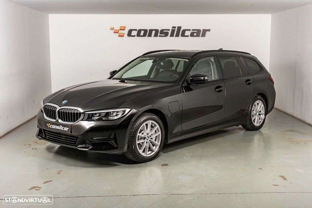 BMW 330 e Line Luxury Auto - 1