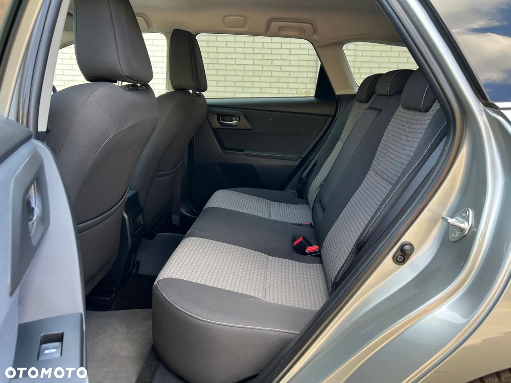 Toyota Auris 1.2 Turbo Edition S+ - 33