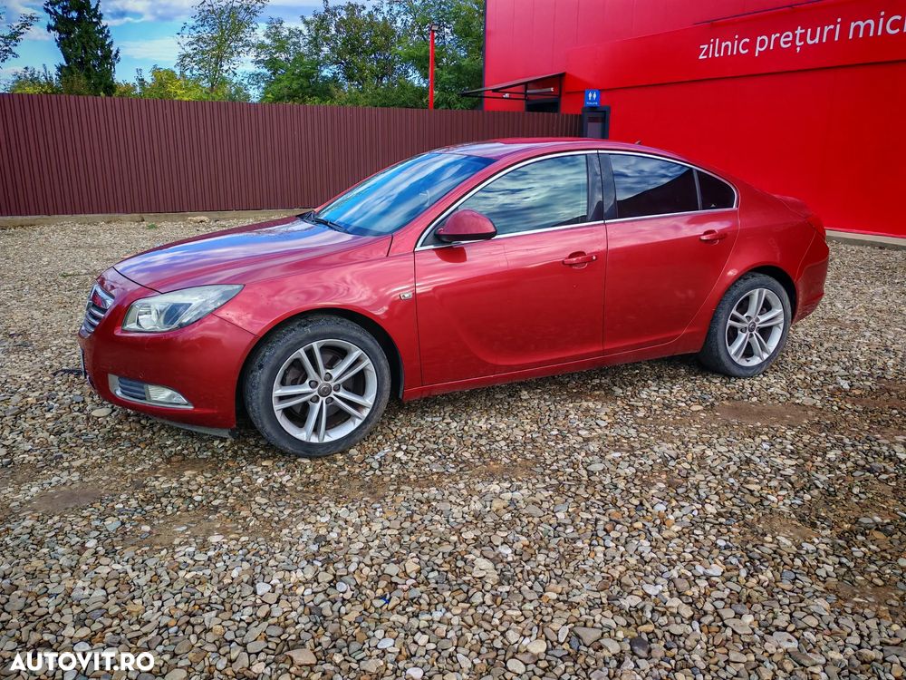 Opel Insignia - 1