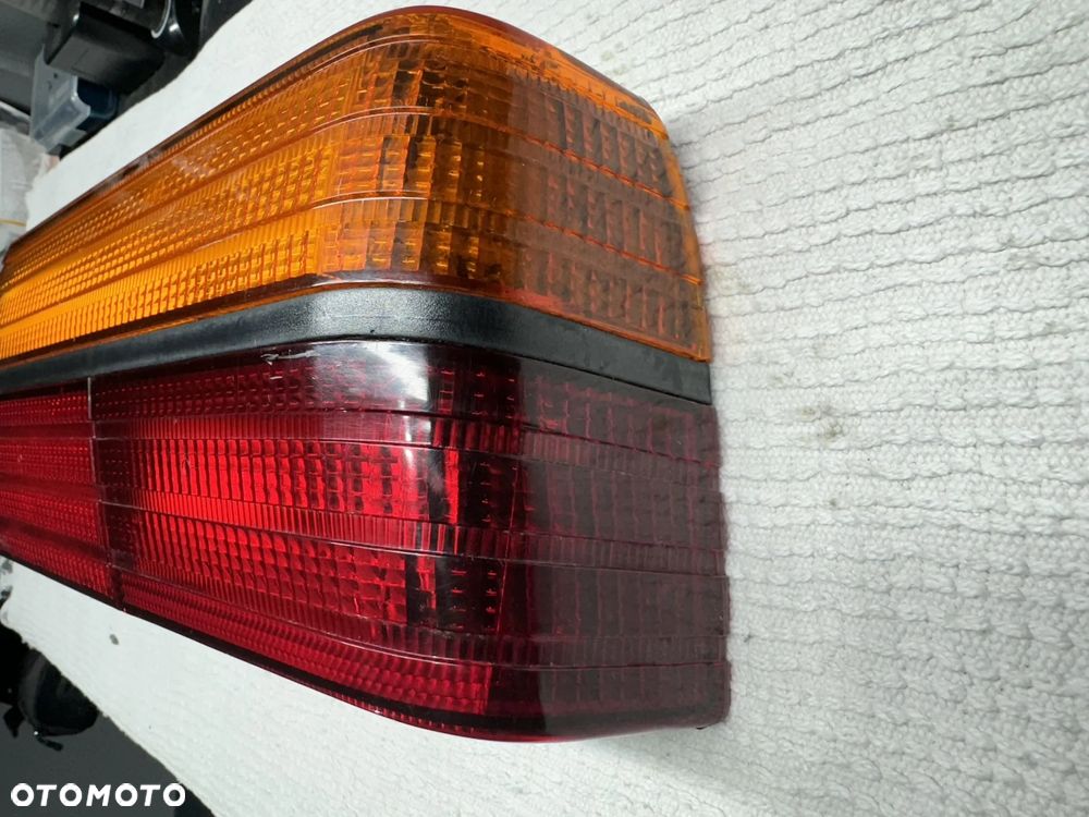 Audi B2 typ 81 lampa tył tylna prawa - 4