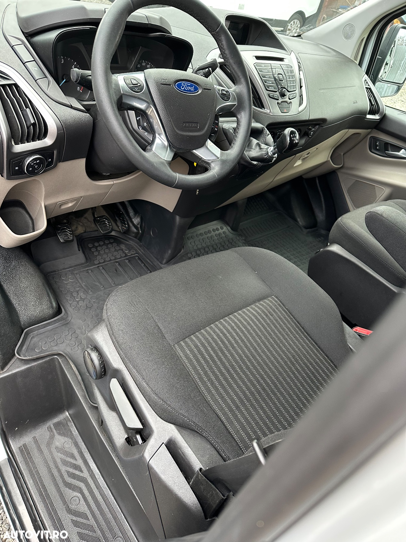 Ford Transit Custom 300 L2H2 VA Trend - 12