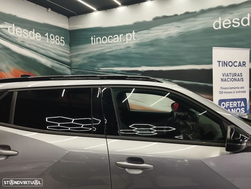 Peugeot 2008 1.2 PureTech Allure — fotografia 10