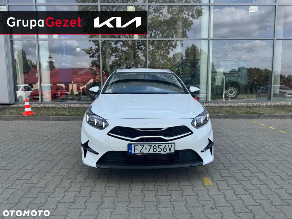 Kia Ceed - 7
