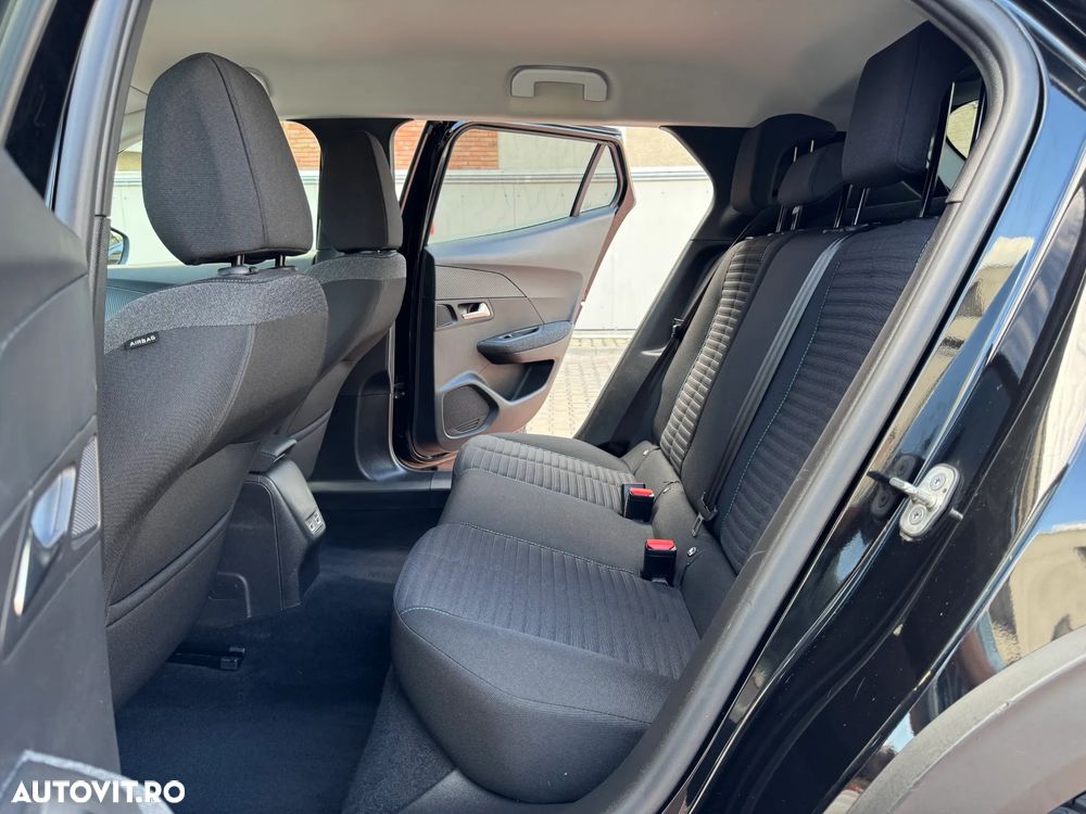 Peugeot 2008 PureTech 130 EAT8 Allure Pack - 18