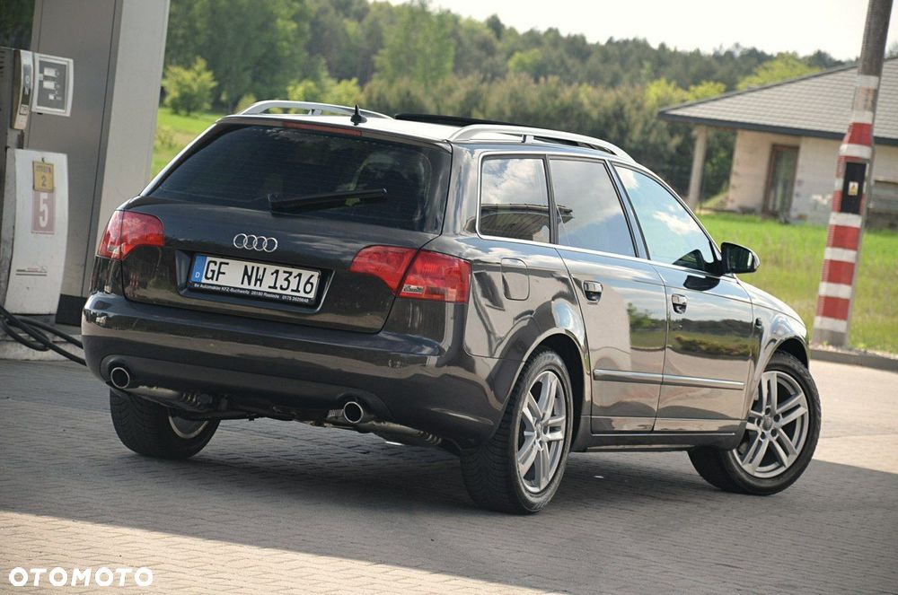 Audi A4 Avant - 11