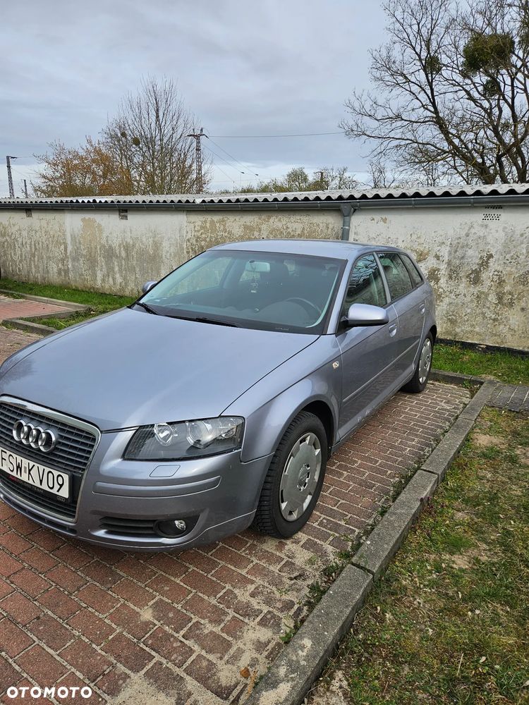 Audi A3 Sportback 1.6 FSI Ambiente - 7