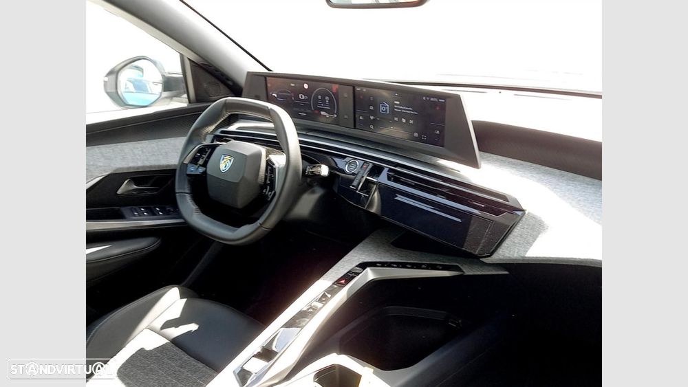 Peugeot 3008 1.2 Hybrid Allure e-DCS6 - 21