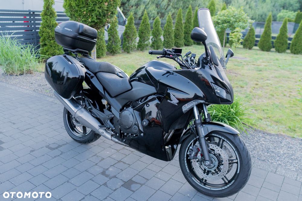 Honda CBF - 1