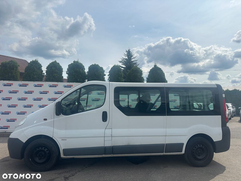 Opel Vivaro L2H1 2.9t Essentia - 4