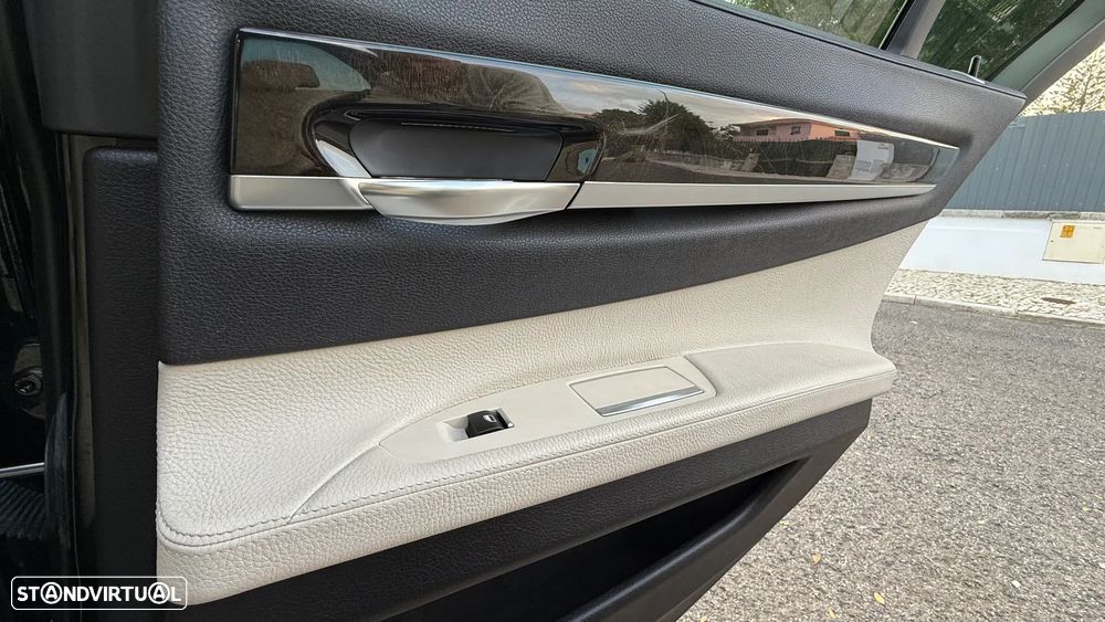 BMW 730 Ld BluePerformance Edition Exclusive - 15