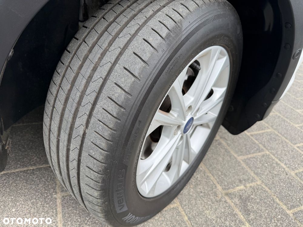 Ford Kuga 2.0 EcoBlue 4x4 TITANIUM - 34