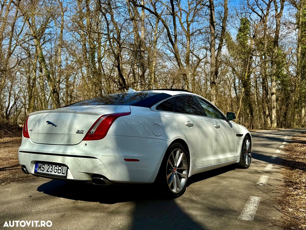 Jaguar XJ 3.0 V6 Kompressor AWD Premium Luxury - 5