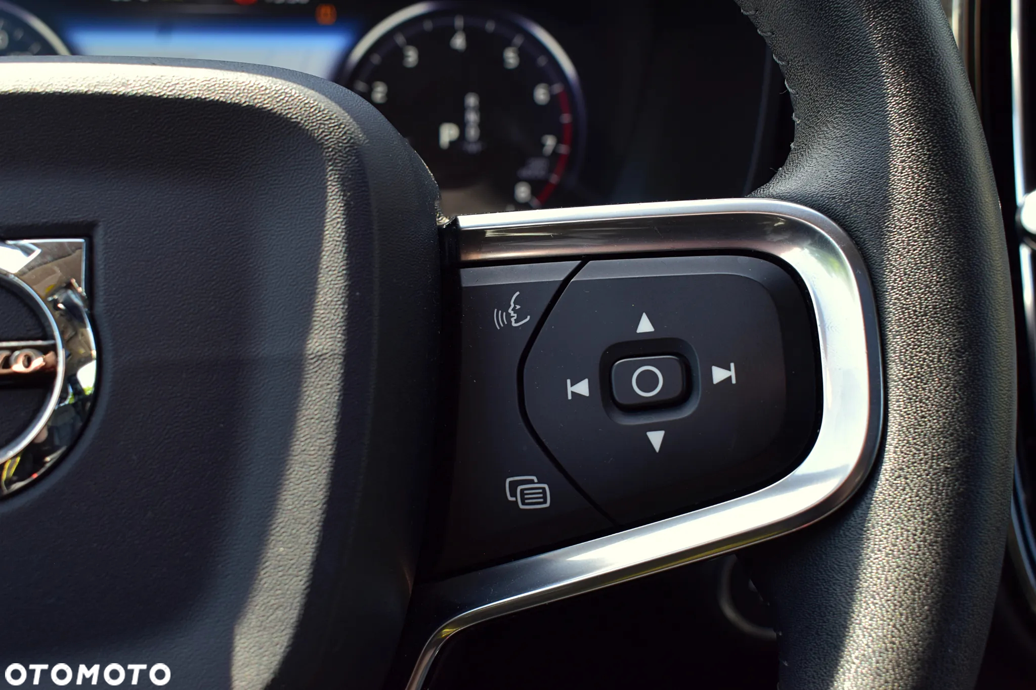 Volvo XC 40 T5 AWD Momentum Pro - 13