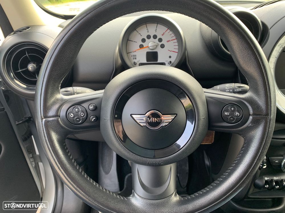 MINI Paceman Cooper D - 15