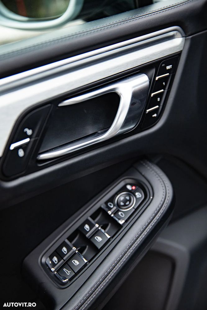 Porsche Macan PDK - 25