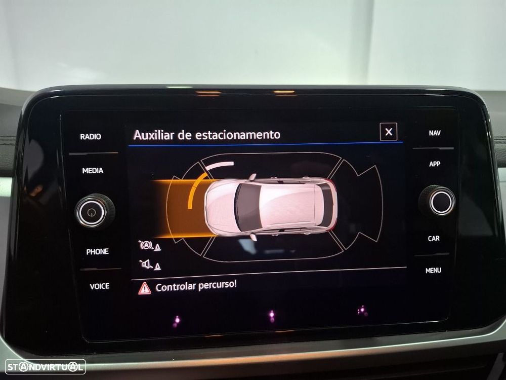 VW T-Roc 1.0 TSI Urban - 21