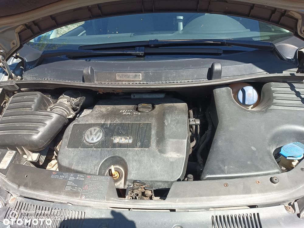 Volkswagen Sharan - 16