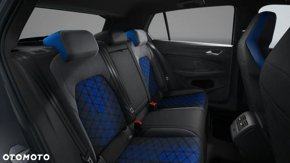 Volkswagen Golf - 14