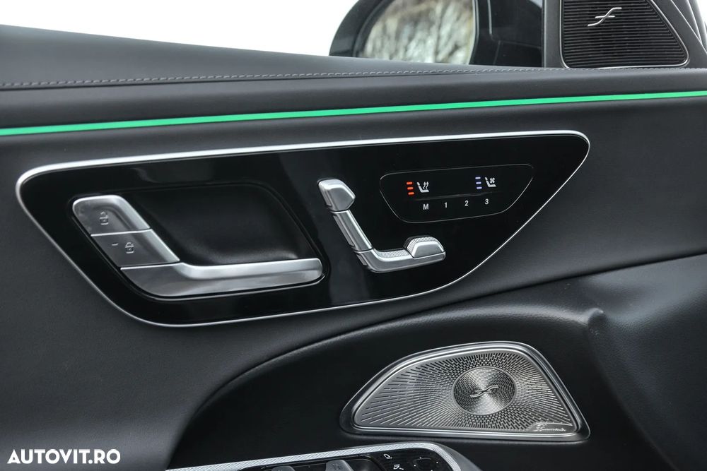 Mercedes-Benz E 53 AMG Hybrid 4Matic+ AMG SPEEDSHIFT TCT 9G - 16
