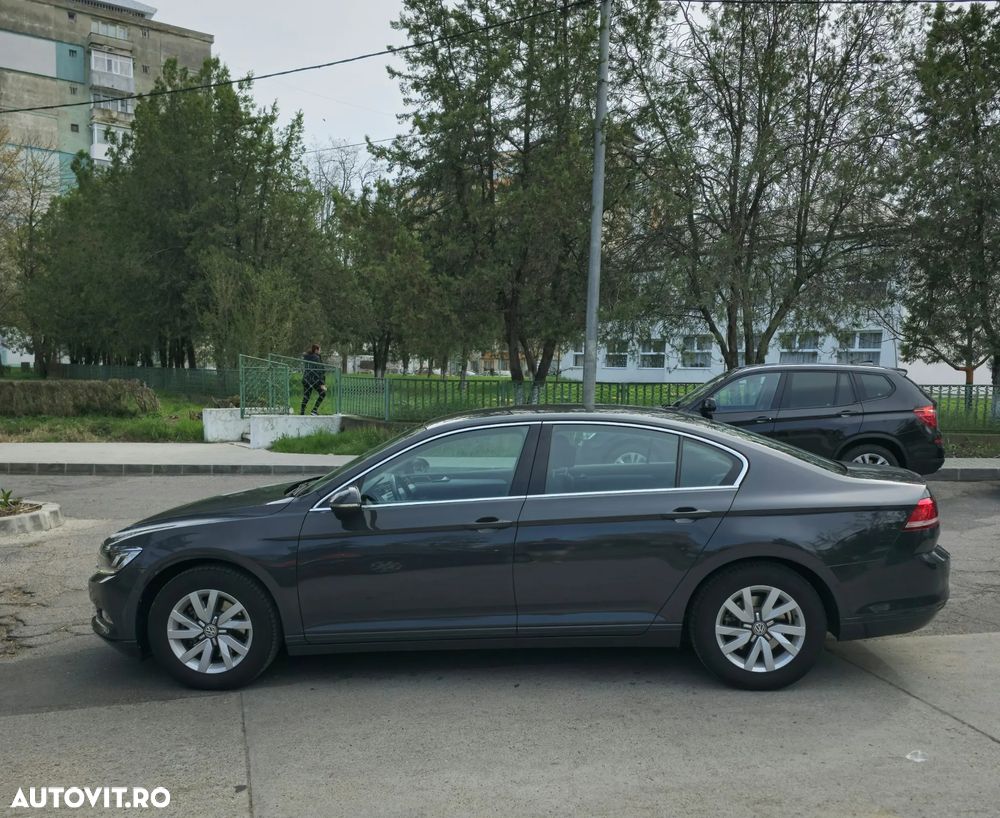 Volkswagen Passat 2.0 TDI DSG Comfortline - 5