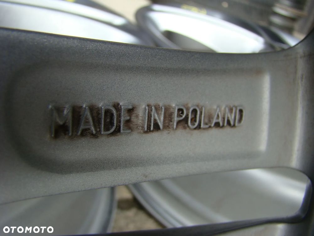 a273 5x112 Audi A4 B6 B7 B8 A3 8P 8Y 8V Q2 6,5jx17 et44 - 8