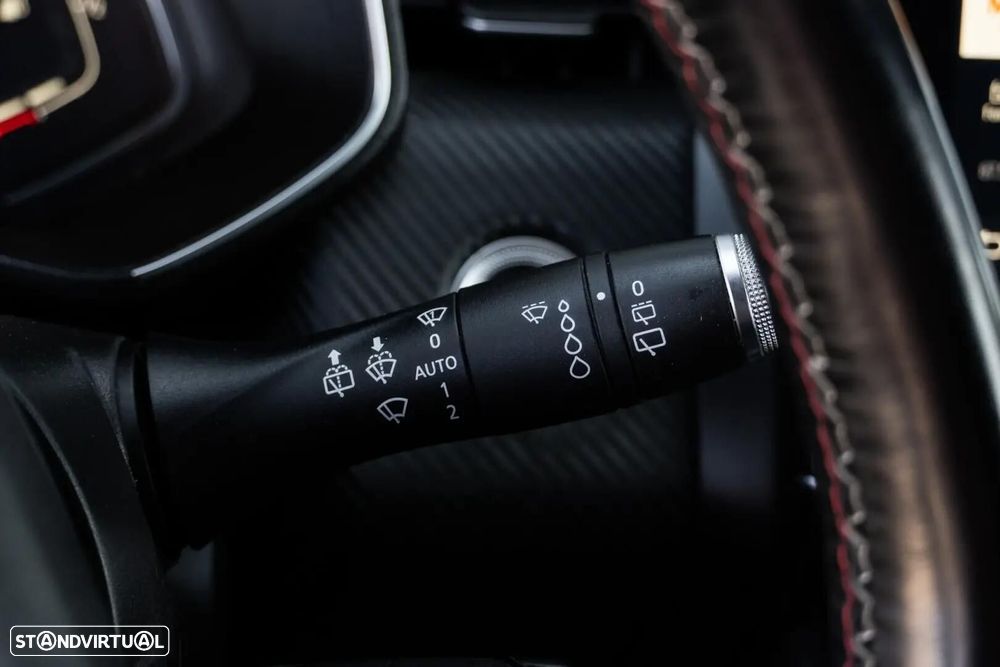 Renault Clio - 23