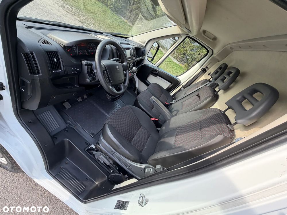 Peugeot Boxer * 2.0 / 130KM * L2H2 * Furgon / Blaszak * Średni / Podwyższany * - 29