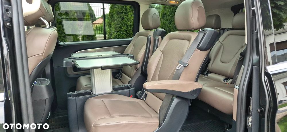 Mercedes-Benz Klasa V 300 d 4-Matic Exclusive 9G-Tronic (d³ugi) - 15