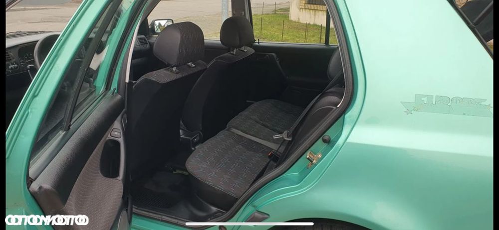 Volkswagen Golf - 14