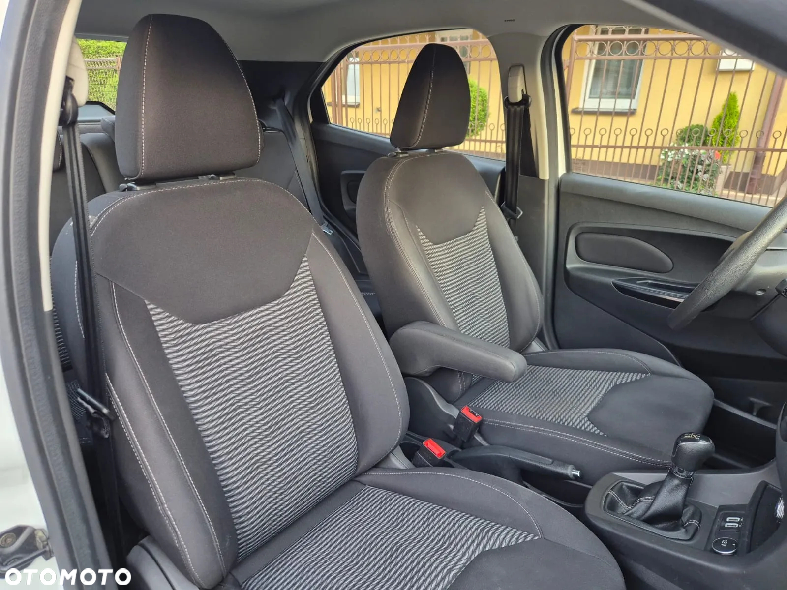 Ford KA - 10