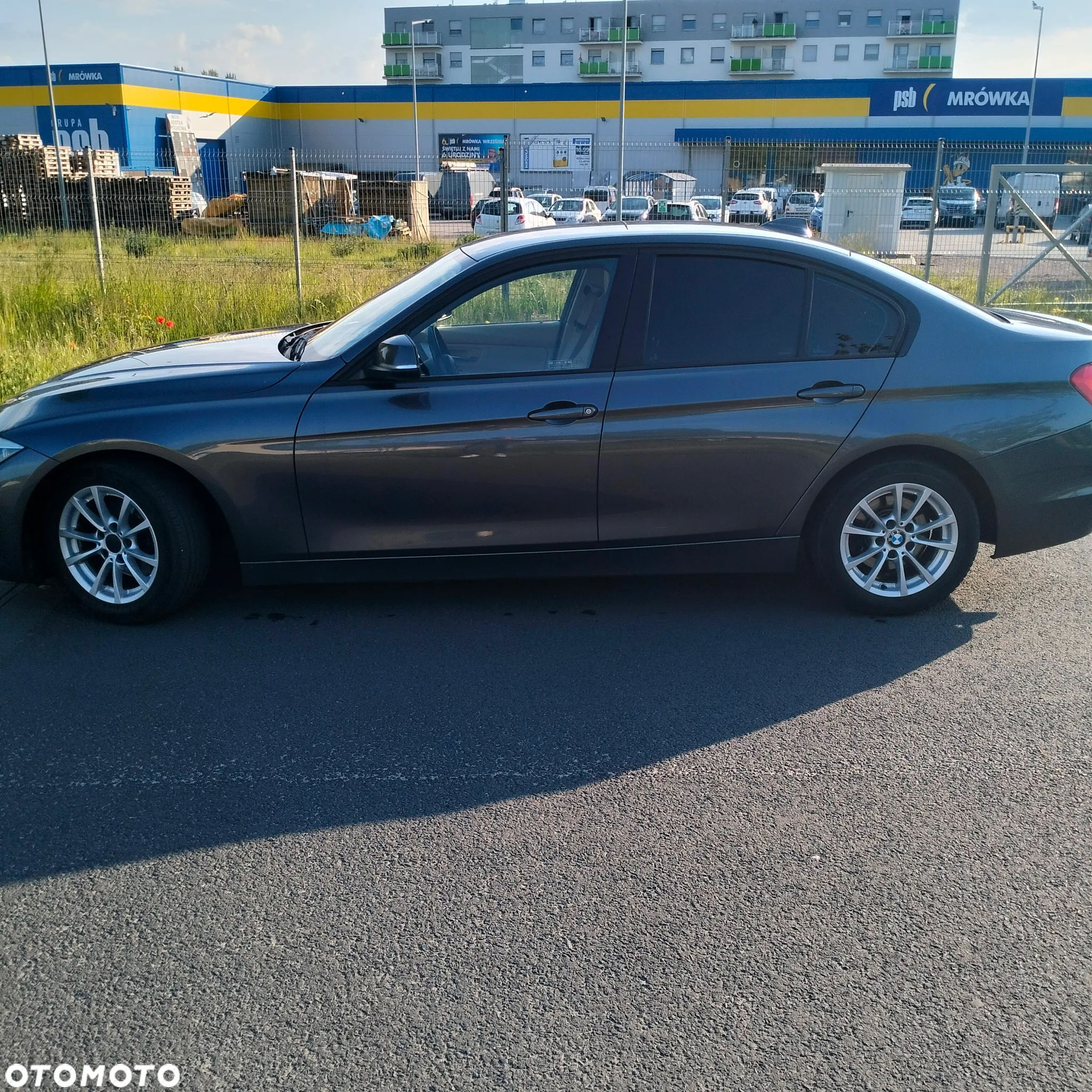 BMW Seria 3 320d Efficient Dynamics - 2