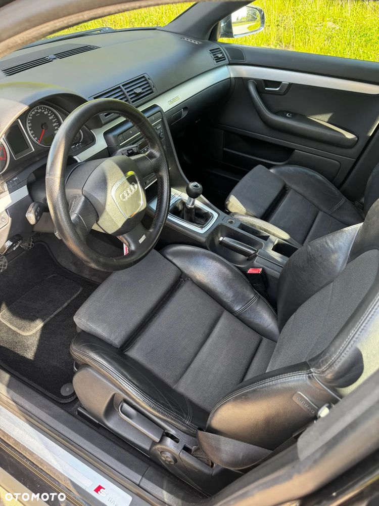 Audi A4 Limousine 3.2 FSI Quattro - 8