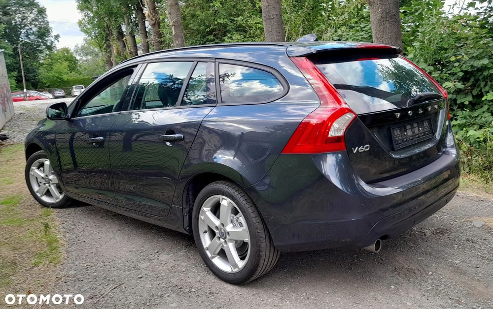 Volvo V60 D2 - 3