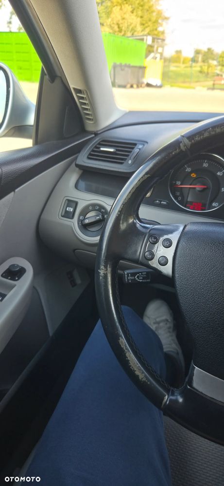 Volkswagen Passat - 38
