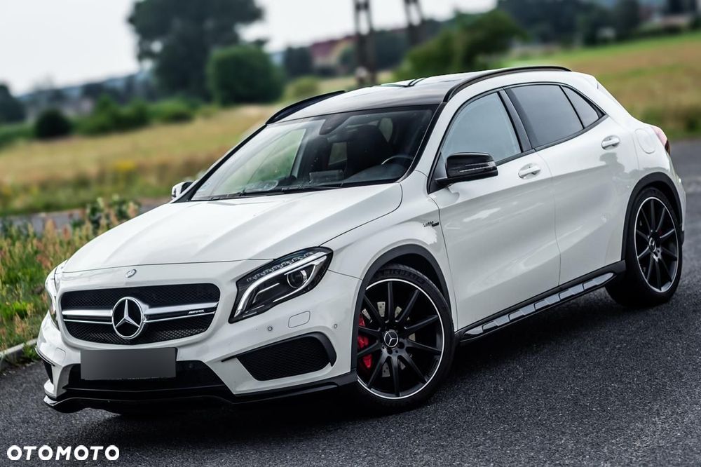 Mercedes-Benz GLA - 1