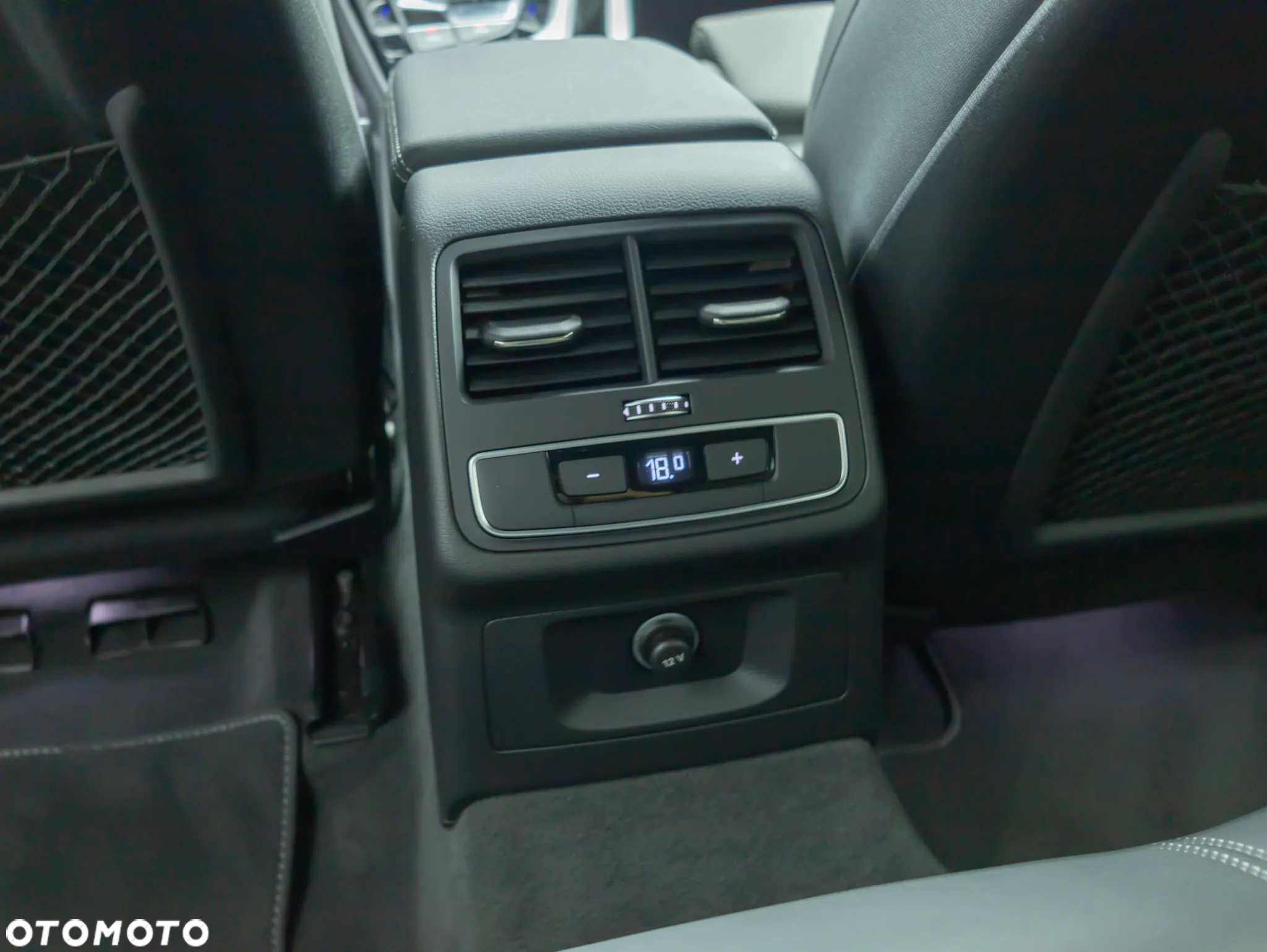 Audi A4 Avant 40 TDI quattro S tronic S line - 25