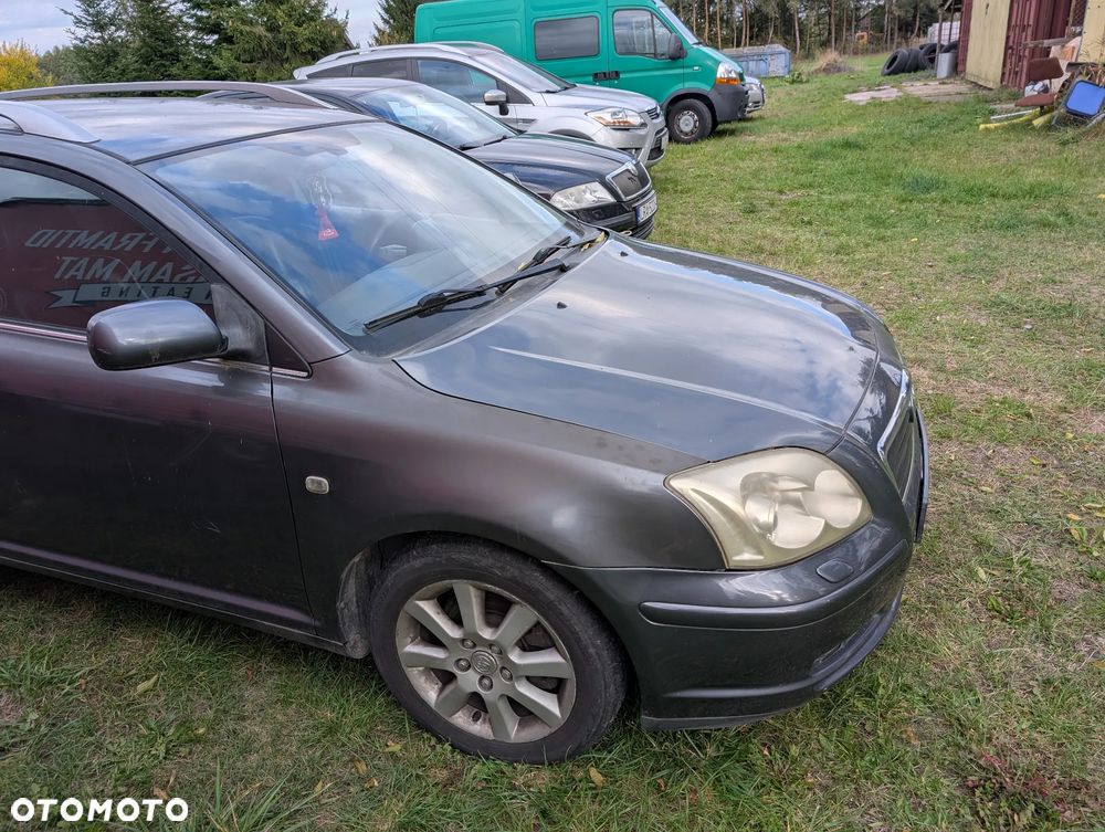 Toyota Avensis 2.2 D-4D Sol - 5