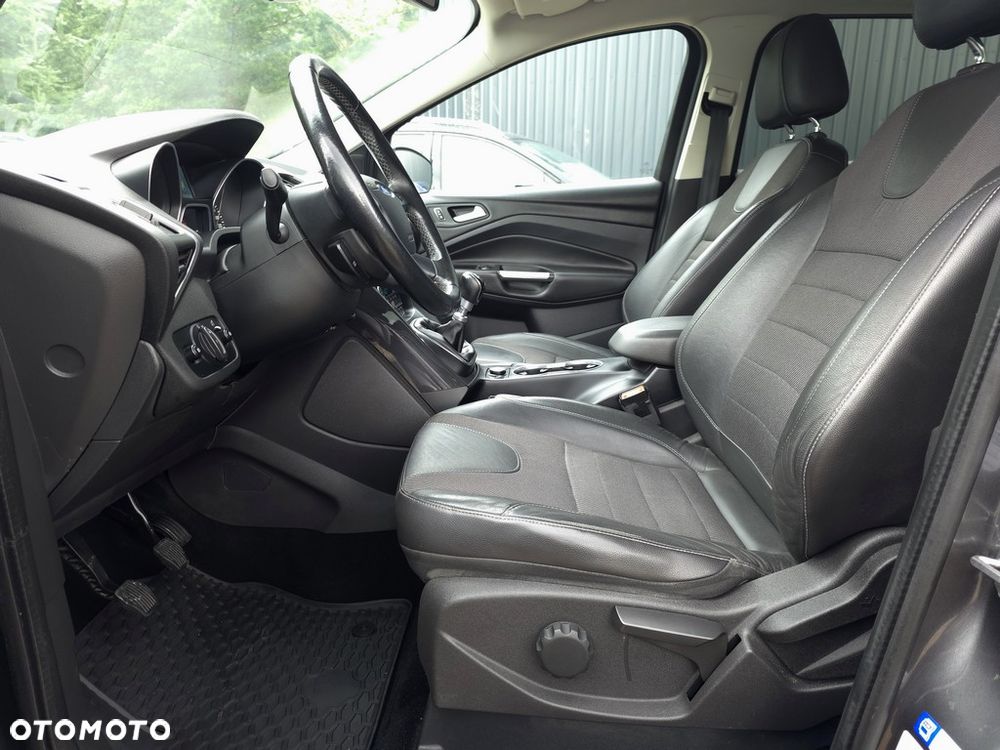 Ford Kuga 2.0 TDCi FWD Titanium - 17